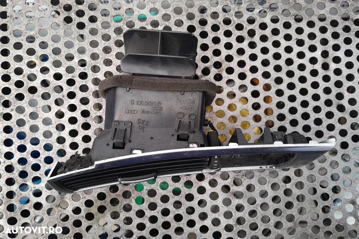 Grila ventilatie bord stanga 4F1820901D Audi A6 4F/C6 [2004 - 2008] - 3