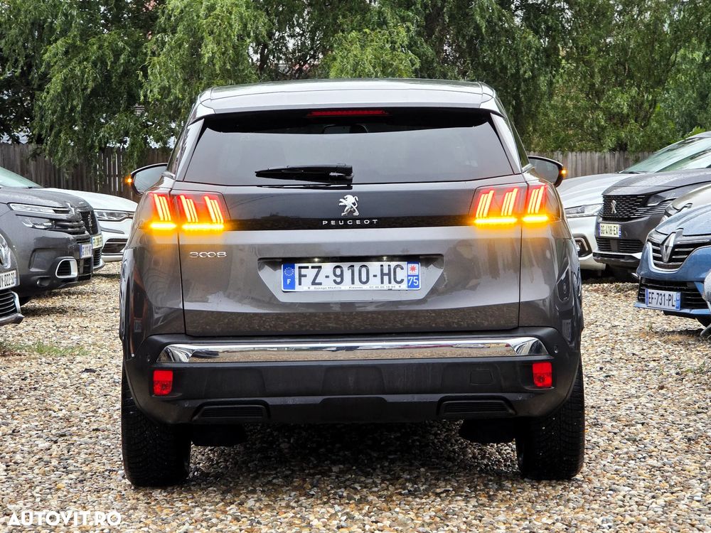 Peugeot 3008 PureTech 130 Stop & Start GPF EAT8 Allure Pack - 11