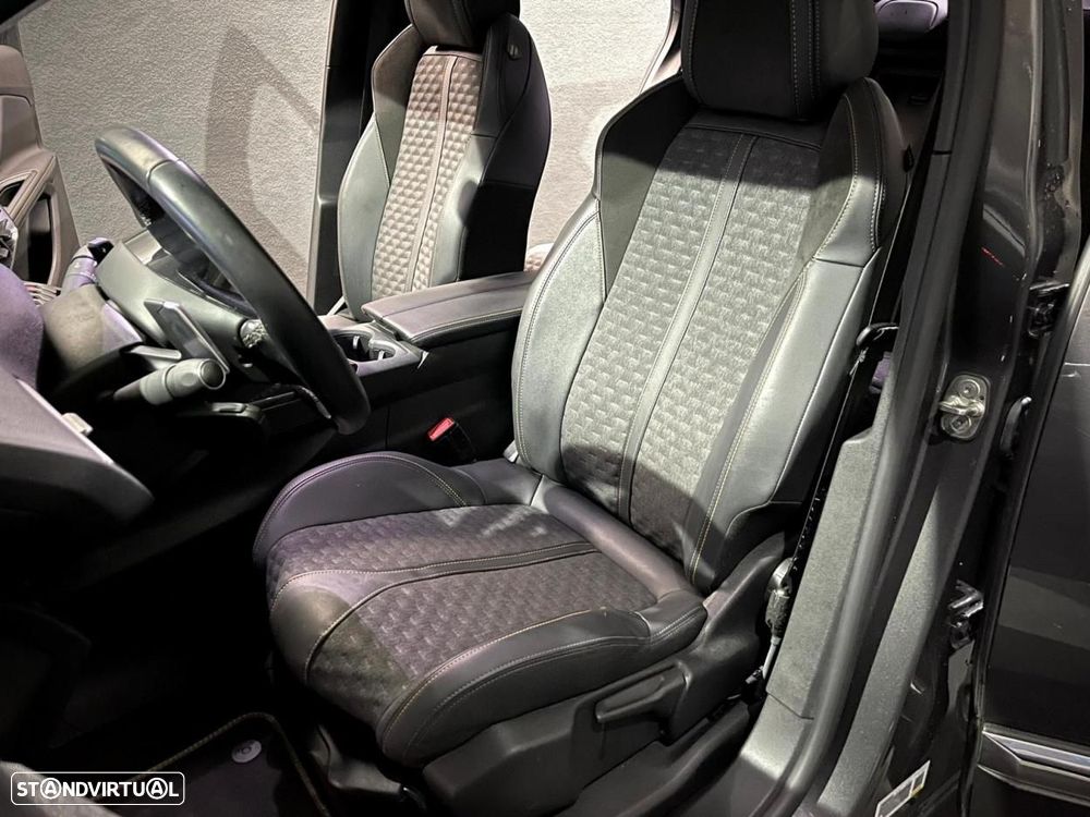 Peugeot 3008 225 e-EAT8 Roadtrip - 16