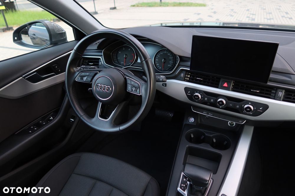 Audi A4 Avant 30 TDI mHEV S tronic - 18