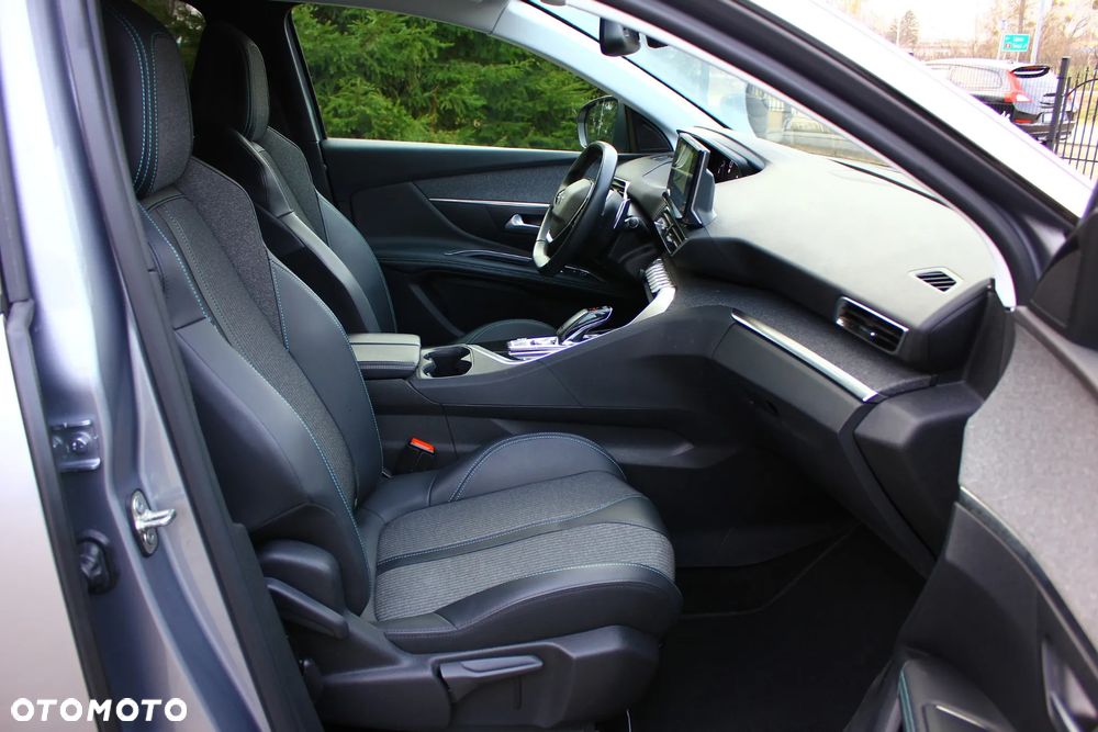 Peugeot 3008 BlueHDi 130 Stop & Start EAT8 Allure - 39