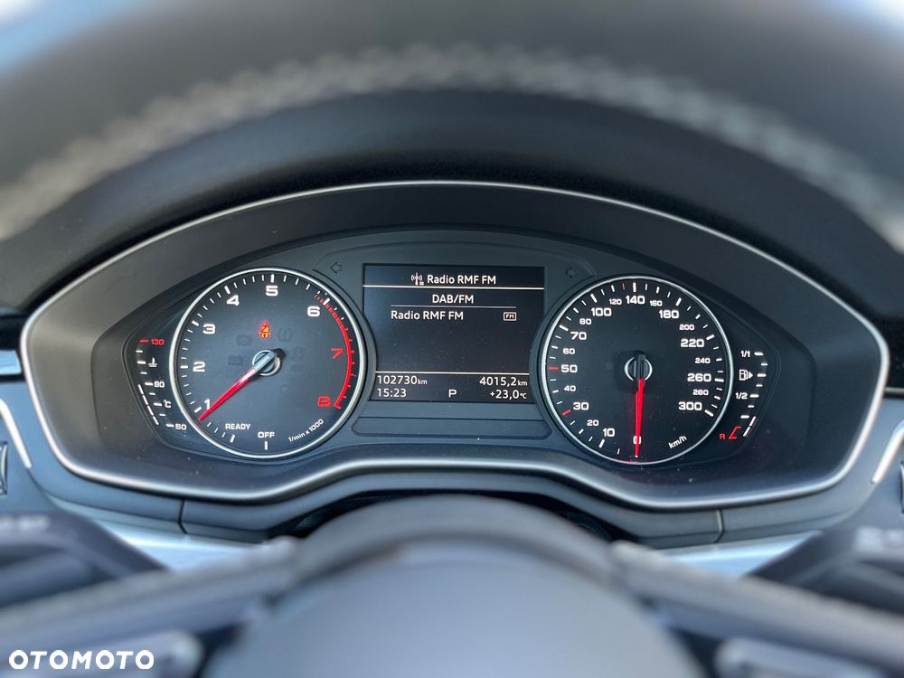 Audi A4 Limousine - 16