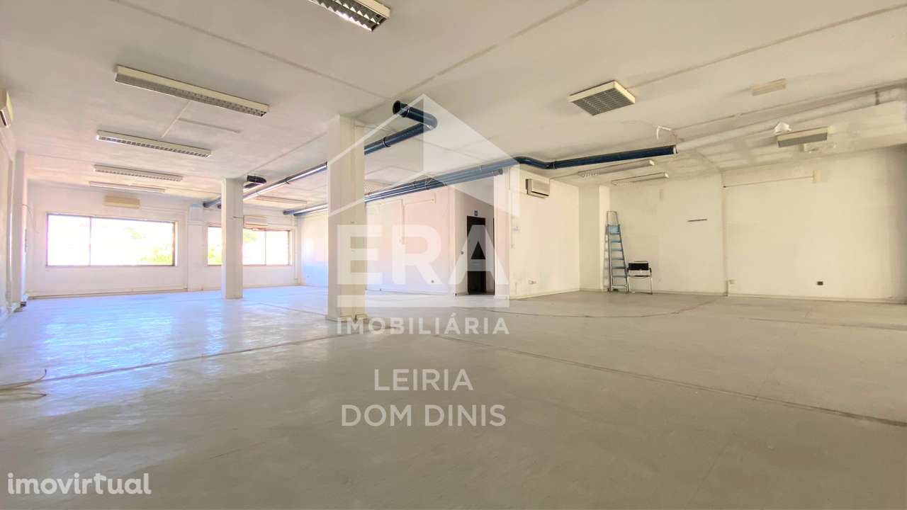 Loja, 269 m², Leiria, Pousos, Barreira e Cortes - Grande imagem: 5/18