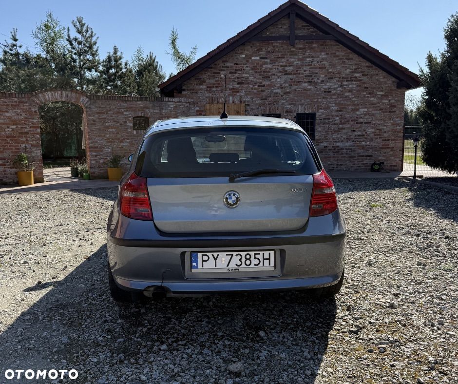 BMW Seria 1 - 18