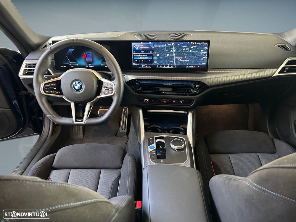 BMW i4 eDrive35 Pack Desportivo M Pro - 15