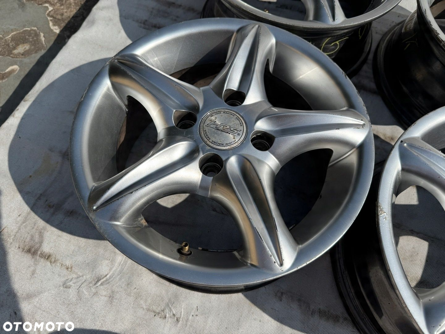 Felgi HRS 4x100 5,5J 13" ET35 614 - 5