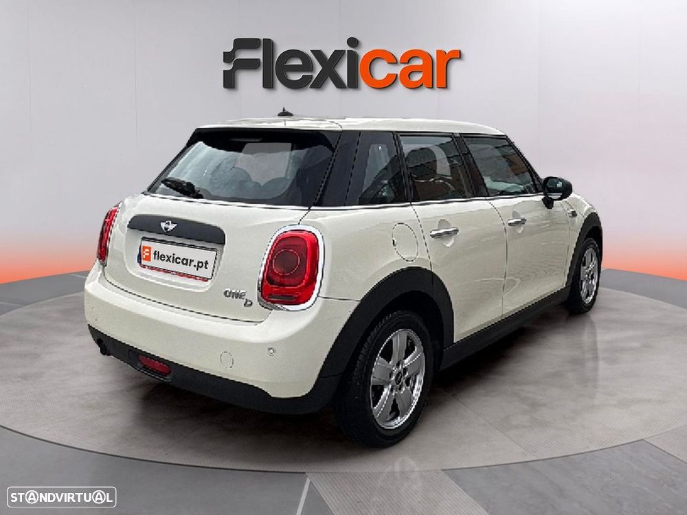 MINI 5 Portas One D - 8