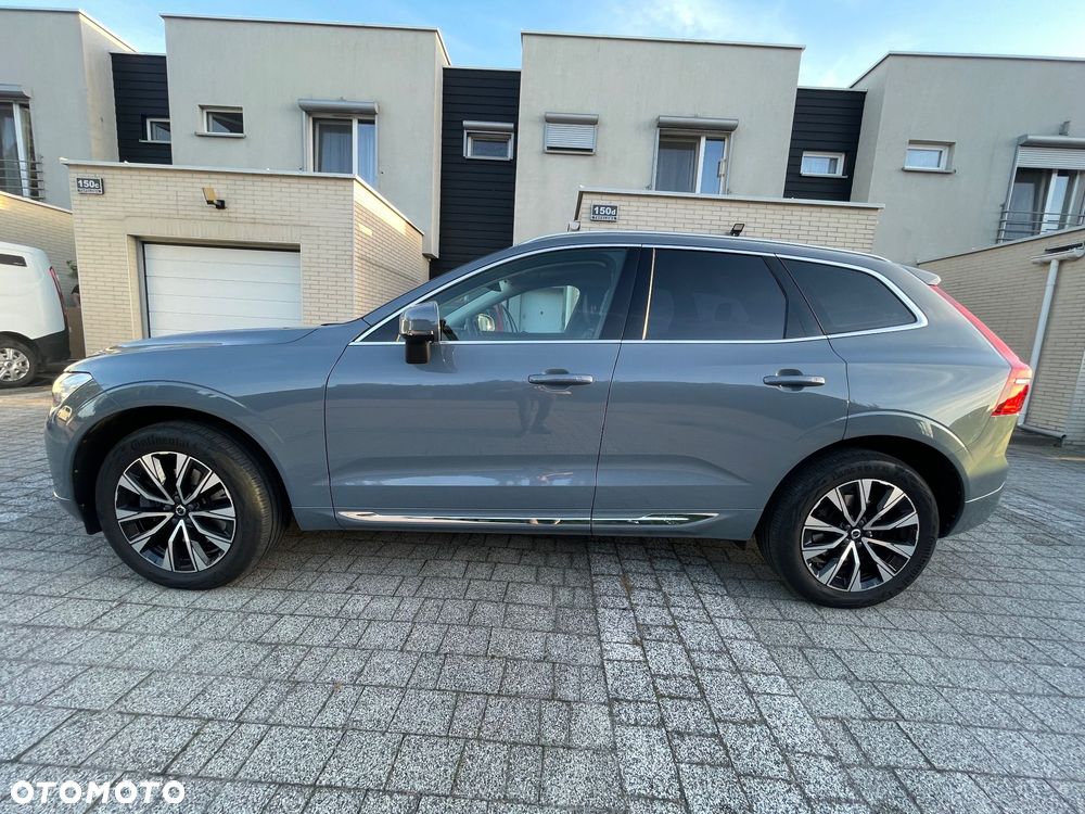 Volvo XC 60 B4 B Plus Bright - 2
