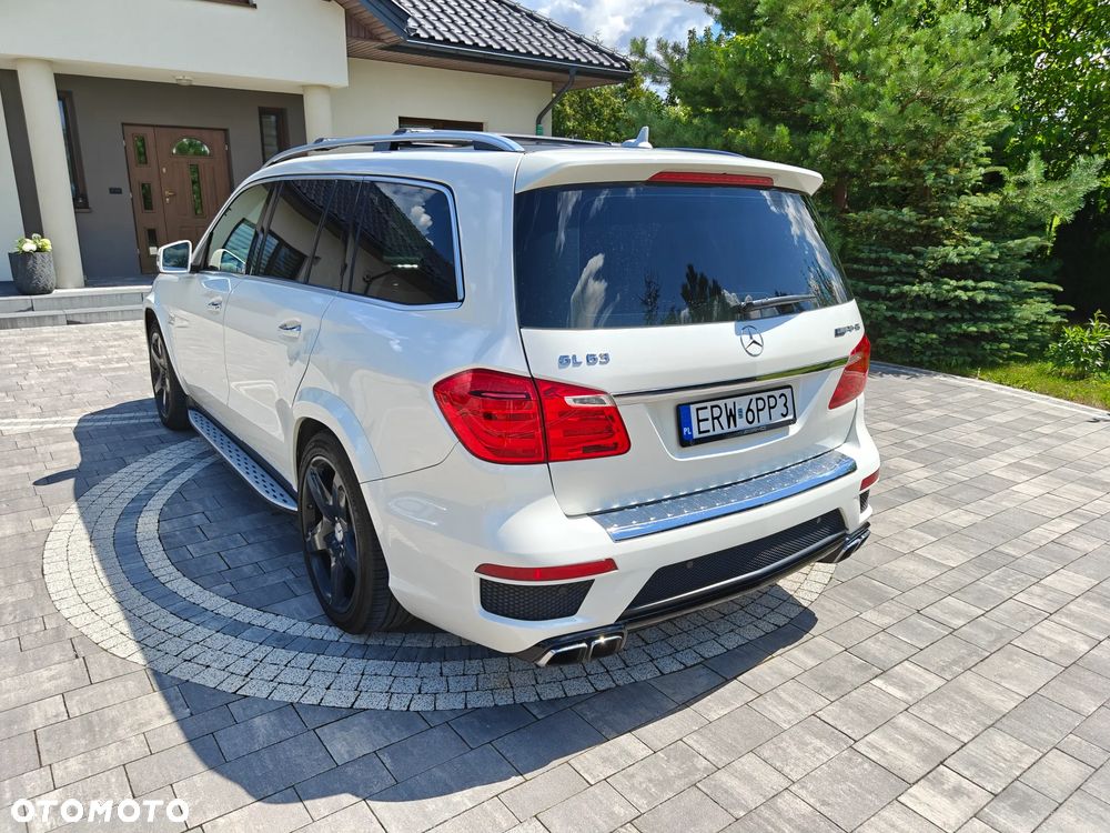 Mercedes-Benz GL - 5