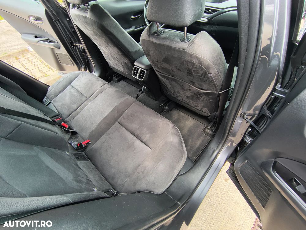 Lexus UX 250h Business Edition - 31