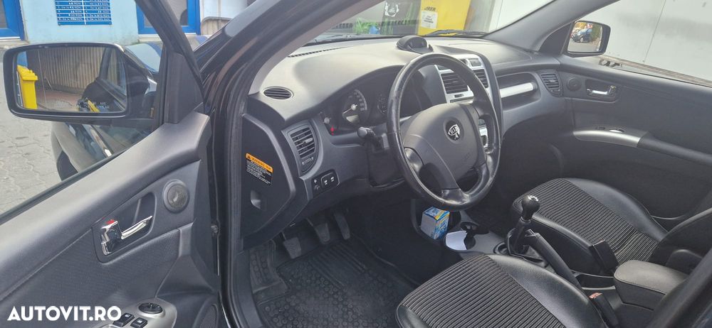 Kia Sportage 2.0 CRDI 4WD Champ - 5