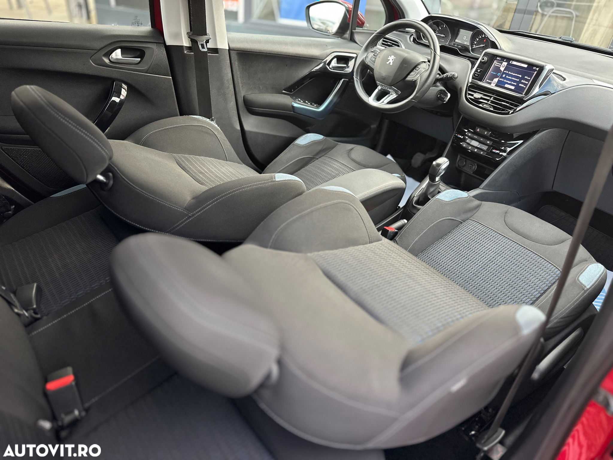 Peugeot 208 PureTech 82 Start & Stop Allure - 5