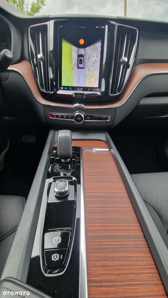 Volvo XC 60 B5 B AWD Geartronic RDesign - 16
