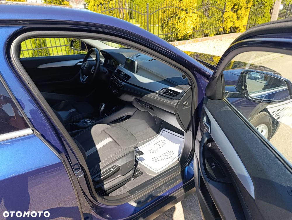 BMW X2 sDrive18d Business Edition sport - 16