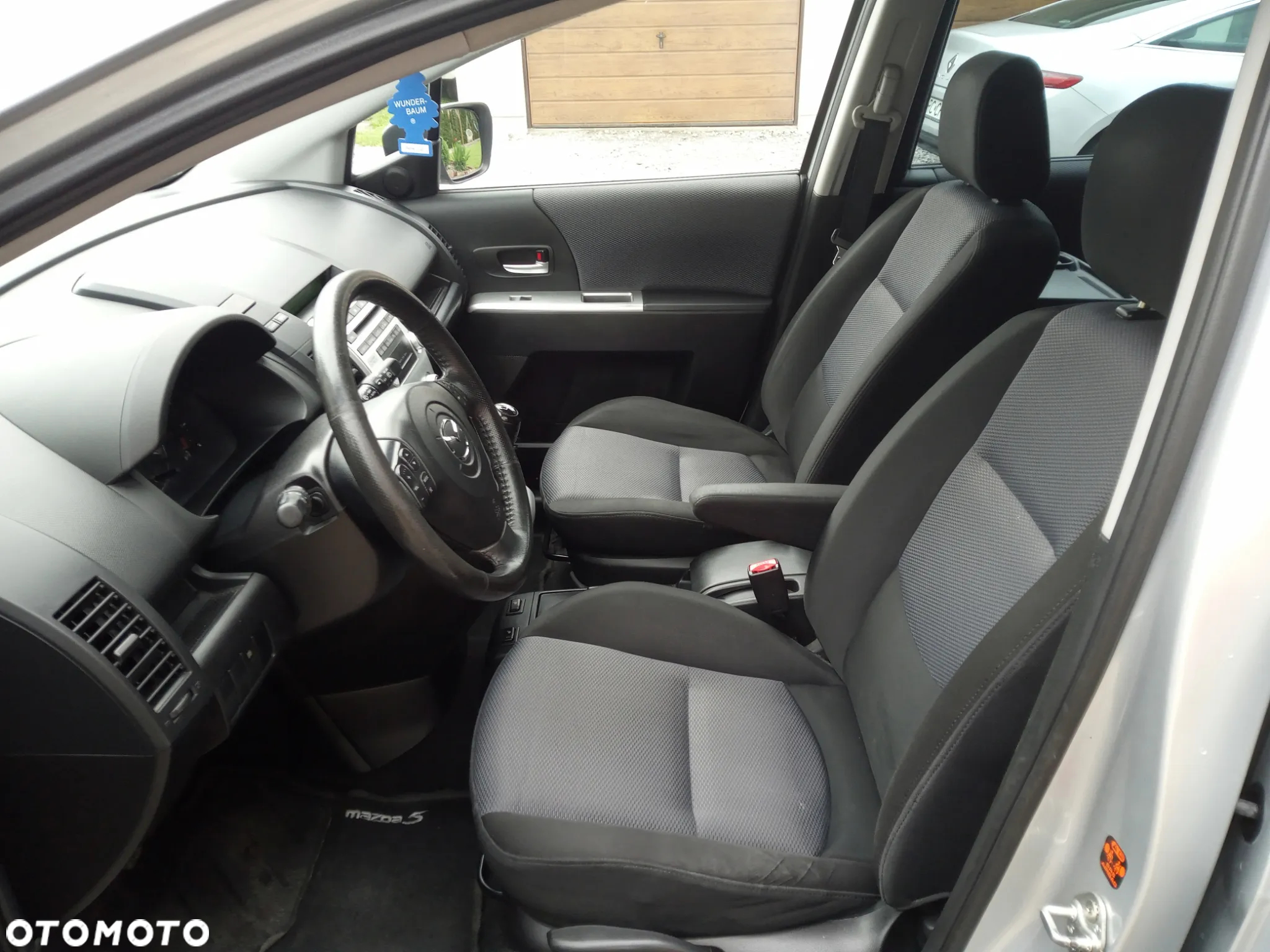 Mazda 5 2.0 CD Exclusive + - 9