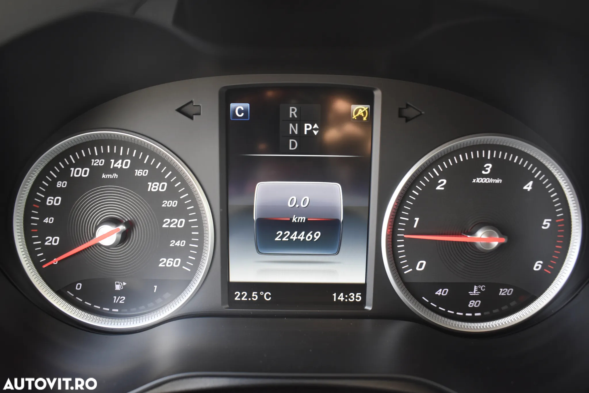 Mercedes-Benz GLC 220 d 4MATIC - 9
