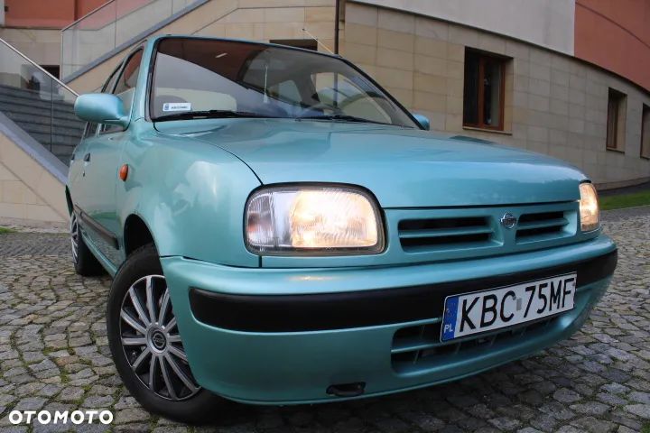 Nissan Micra - 2