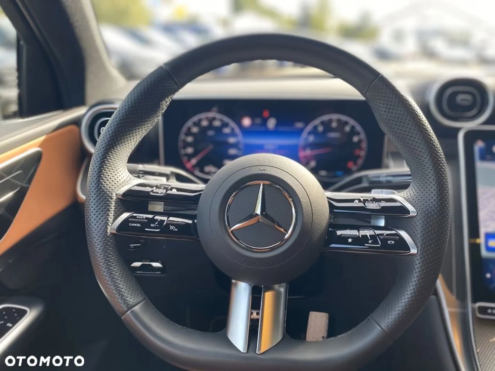 Mercedes-Benz GLC Coupe 220 d mHEV 4-Matic AMG Line - 10