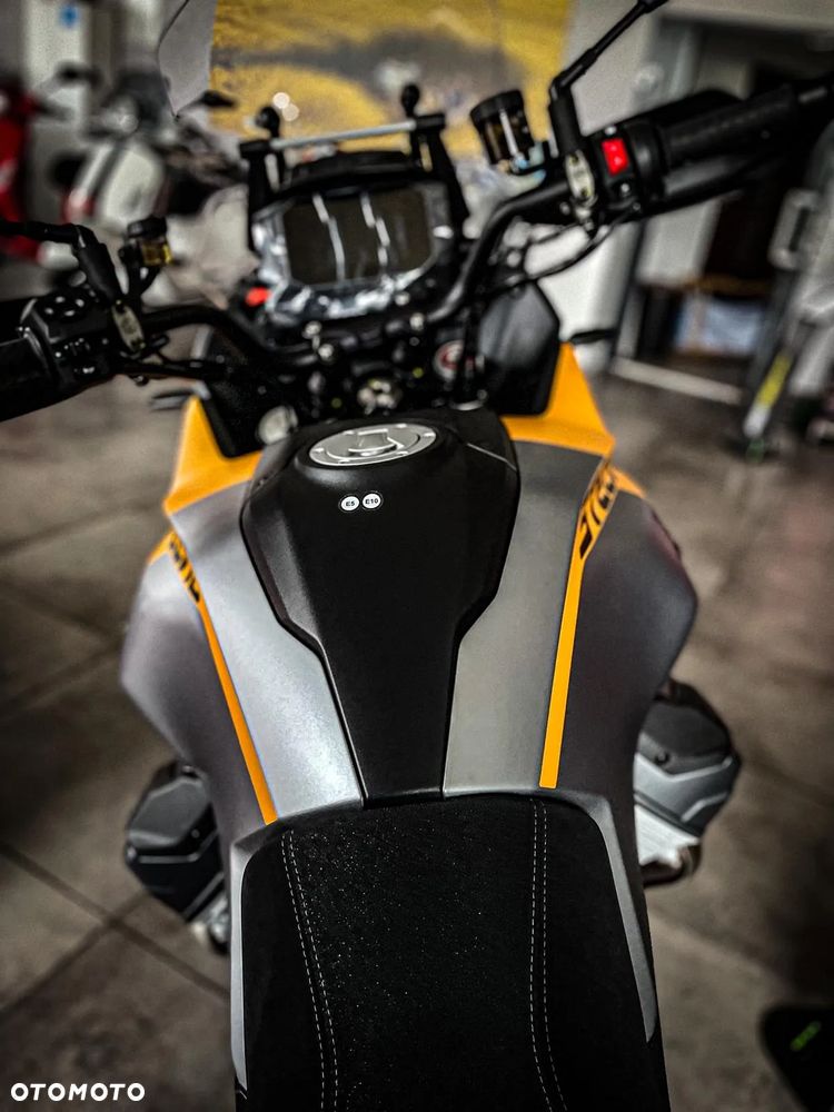 Moto Guzzi Stelvio - 11