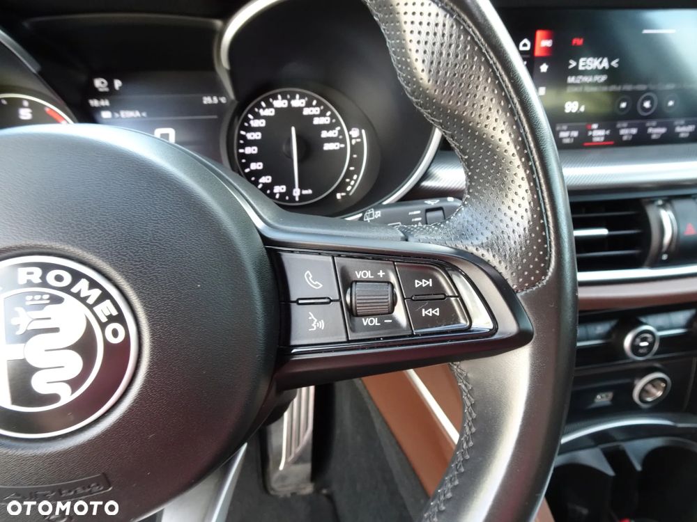 Alfa Romeo Stelvio 2.0 Turbo Sprint Q4 - 27