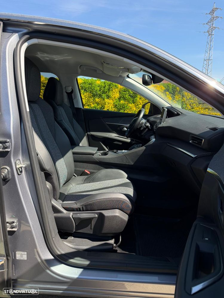 Peugeot 3008 1.2 PureTech Allure EAT8 - 5