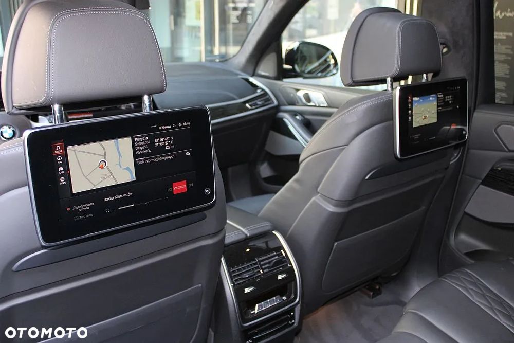 BMW X7 - 26