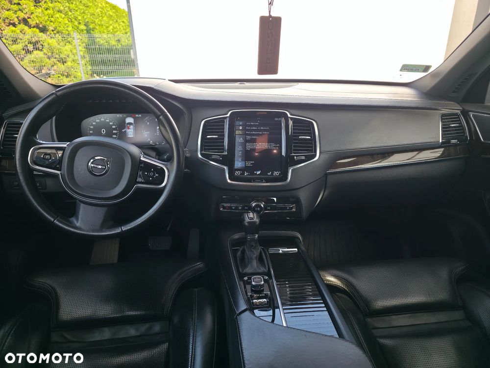 Volvo XC 90 D5 AWD Inscription 7os - 24