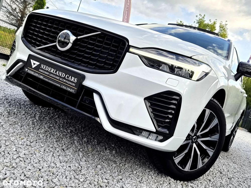 Volvo XC 60 B4 D Plus Dark - 2