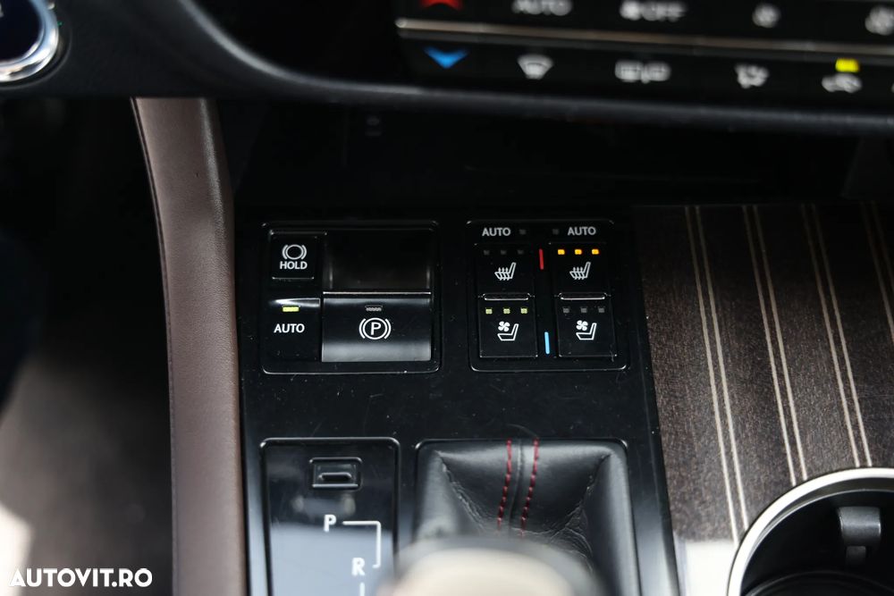 Lexus Seria RX 450h (hybrid) - 30