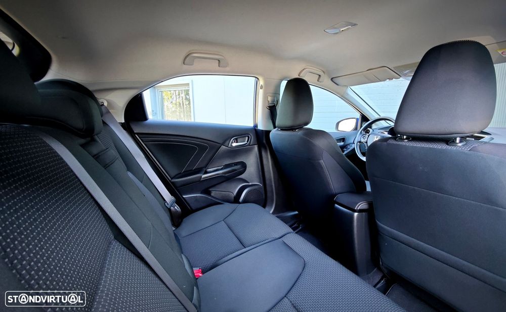 Honda Civic 1.6 i-DTEC Elegance Connect Navi+ADAS - 23