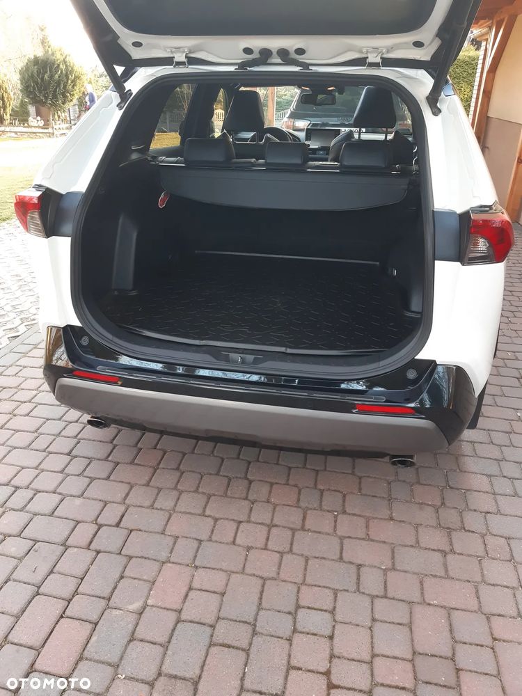 Toyota RAV4 - 9
