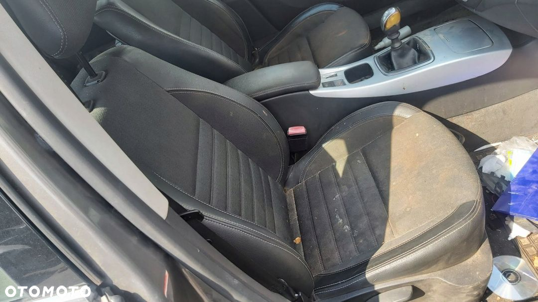 RENAULT LAGUNA III 2,0 DCI 150KM turbosprezarka - 12
