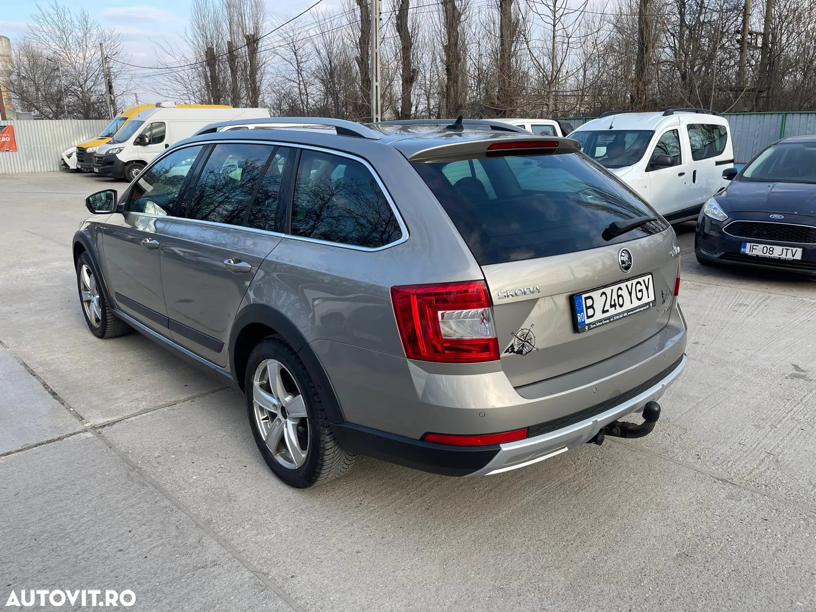 Skoda Octavia Combi Diesel 2.0 TDI 4X4 DSG Scout - 28