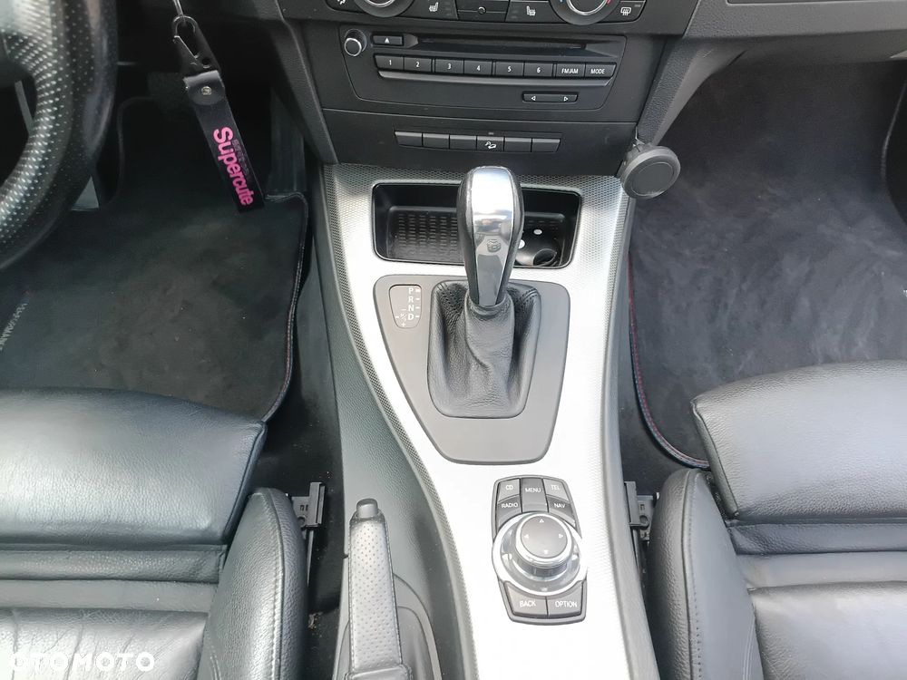BMW Seria 3 335i xDrive M Sport Edition - 17