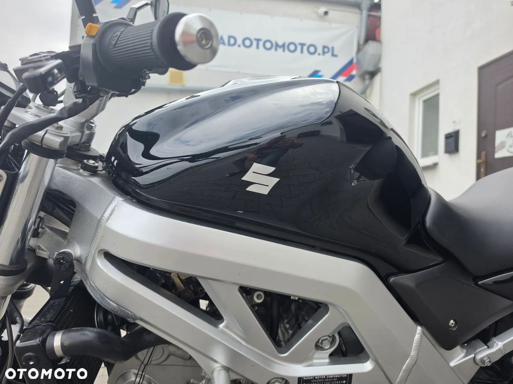 Suzuki SV - 10
