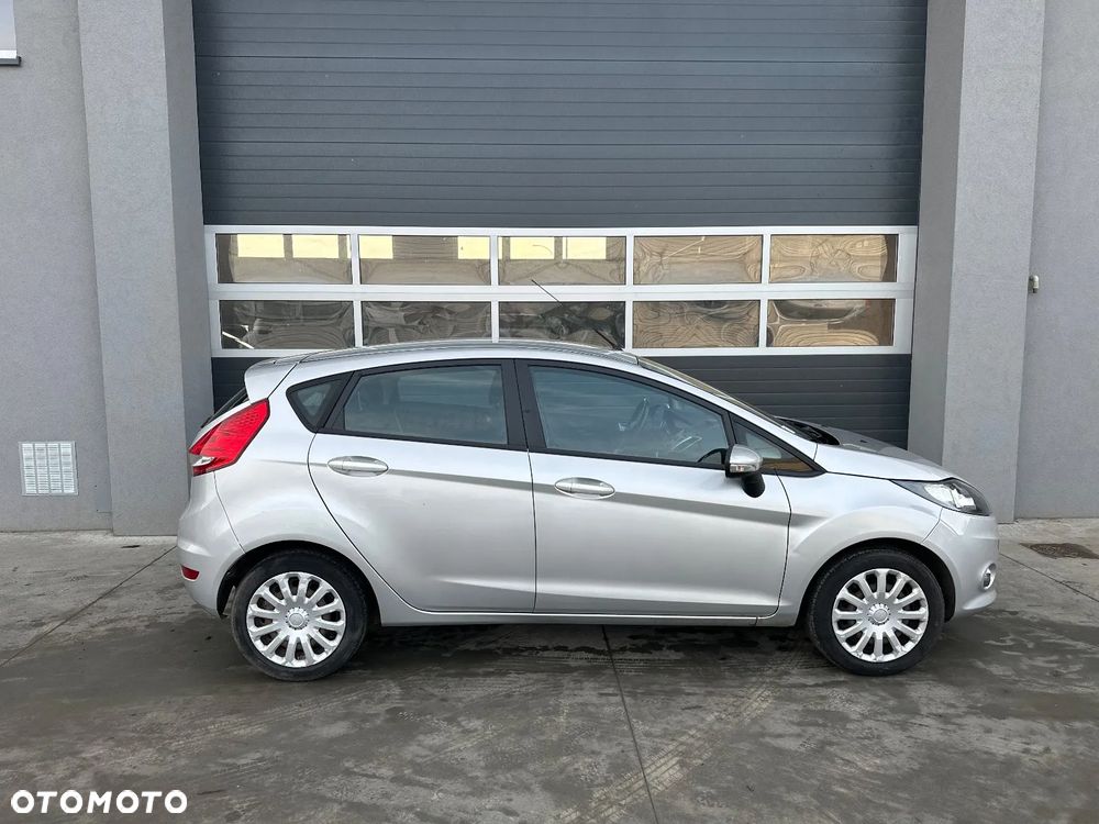 Ford Fiesta ver-1-5-tdci-trend - 2