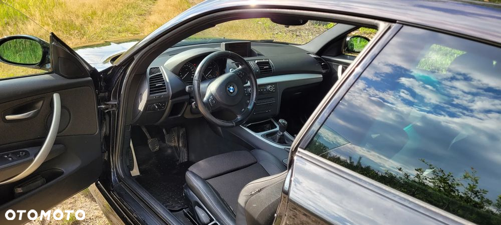 BMW Seria 1 123d DPF Edition Sport - 10
