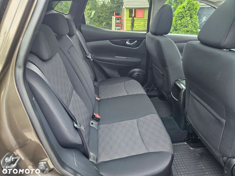 Nissan Qashqai 1.2 DIG-T N-Connecta EU6 - 15