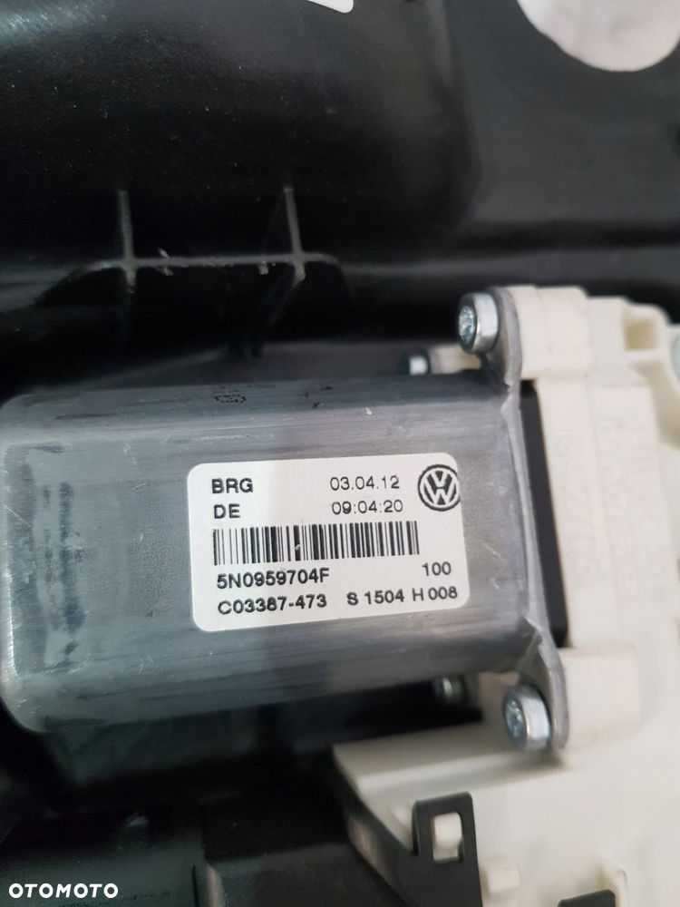 MECHANIZM PODNOŚNIK SZYBY PRAWY TYŁ 5N0839462A VW TIGUAN 5N 12R EUR - 4