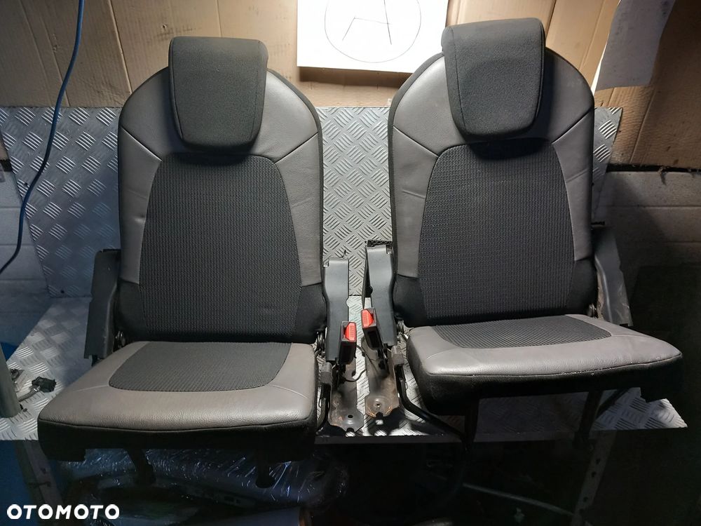 CITROEN C4 GRAND PICASSO II FOTELE 3 RZĄD - 1