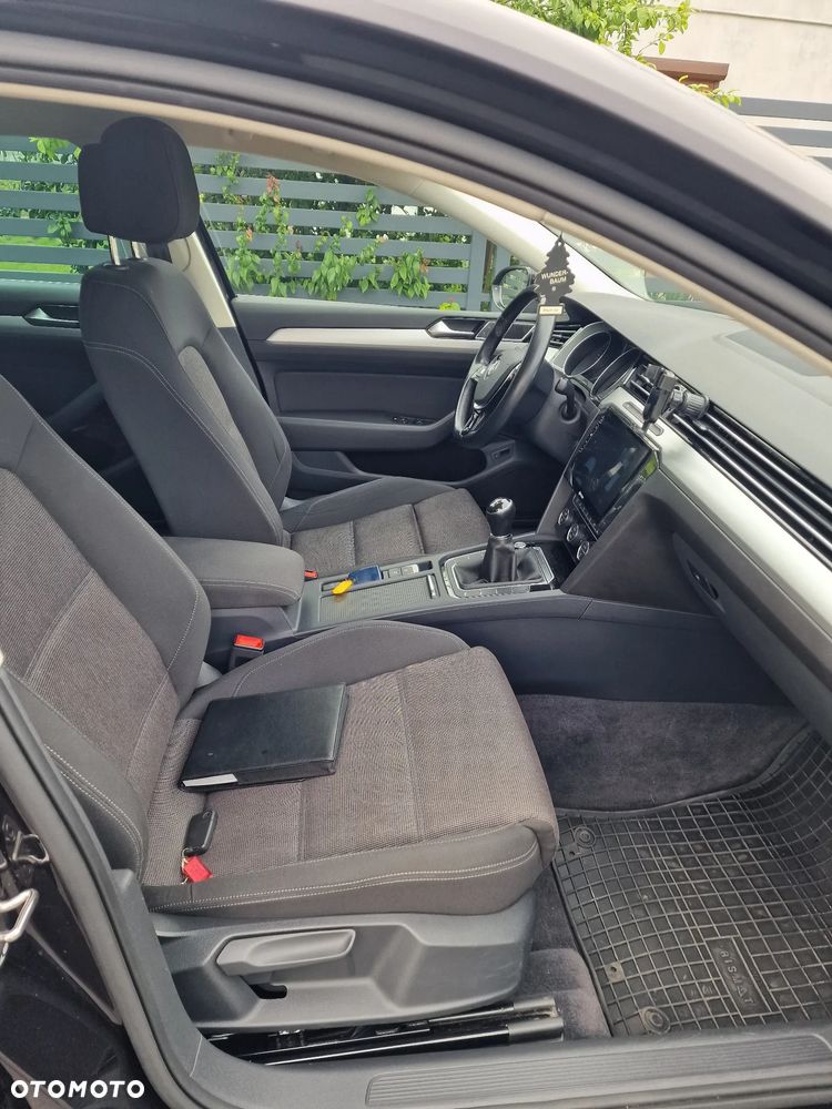 Volkswagen Passat Variant 2.0 TDI BMT Comfortline - 13
