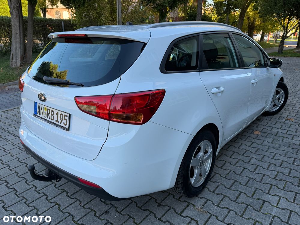 Kia Ceed 1.4 CVVT Attract - 3