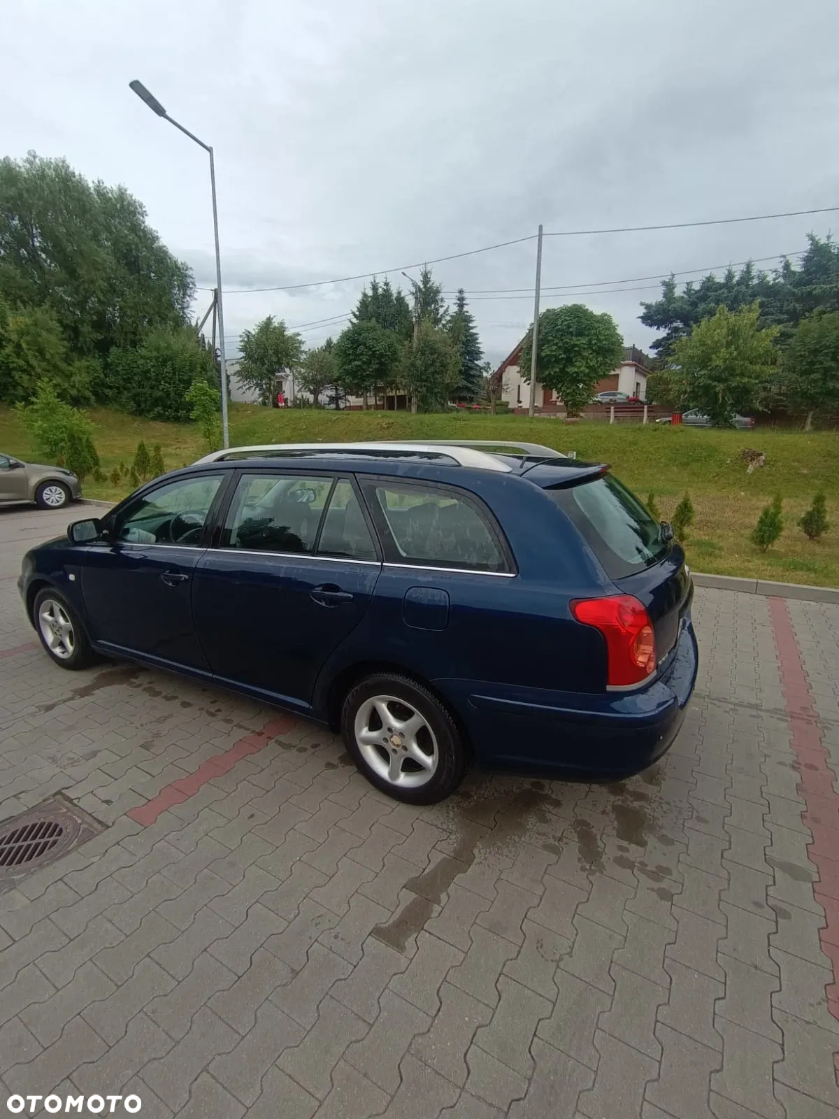 Toyota Avensis 1.8 VVT-i Luna - 4