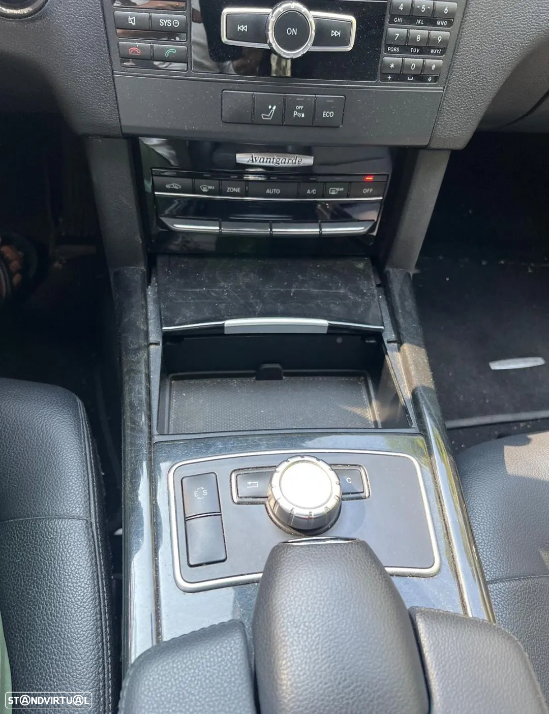 Mercedes-Benz E 220 BlueTEC Avantgarde Auto. - 10
