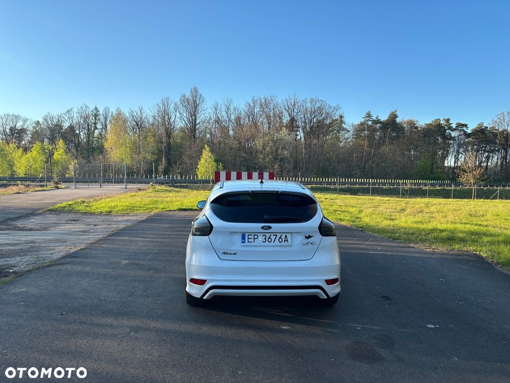 Ford Focus - 6