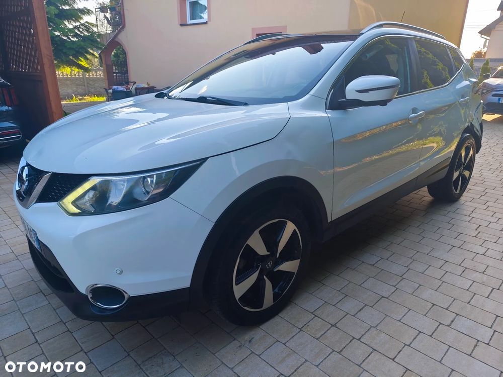 Nissan Qashqai 1.5 dCi N-Connecta - 11