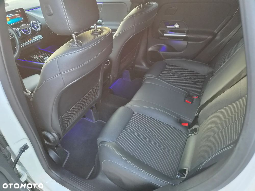 Mercedes-Benz GLA 250 4Matic 8G-DCT Edition 2021 - 21