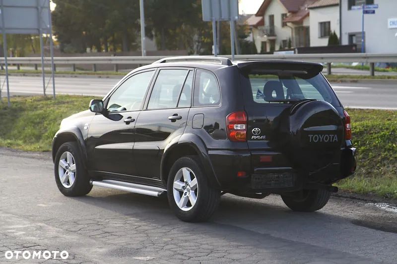 Toyota RAV4 D-4D 4x4 - 4