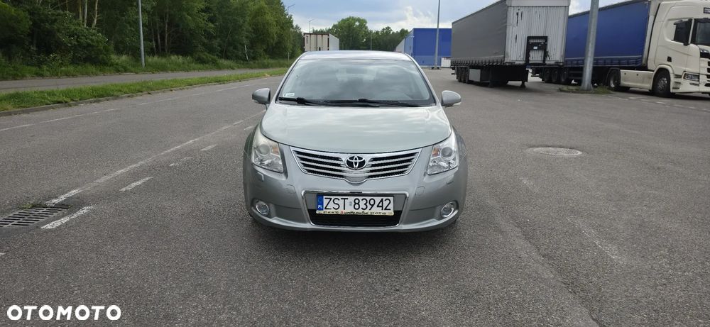 Toyota Avensis 2.0 D-4D - 7