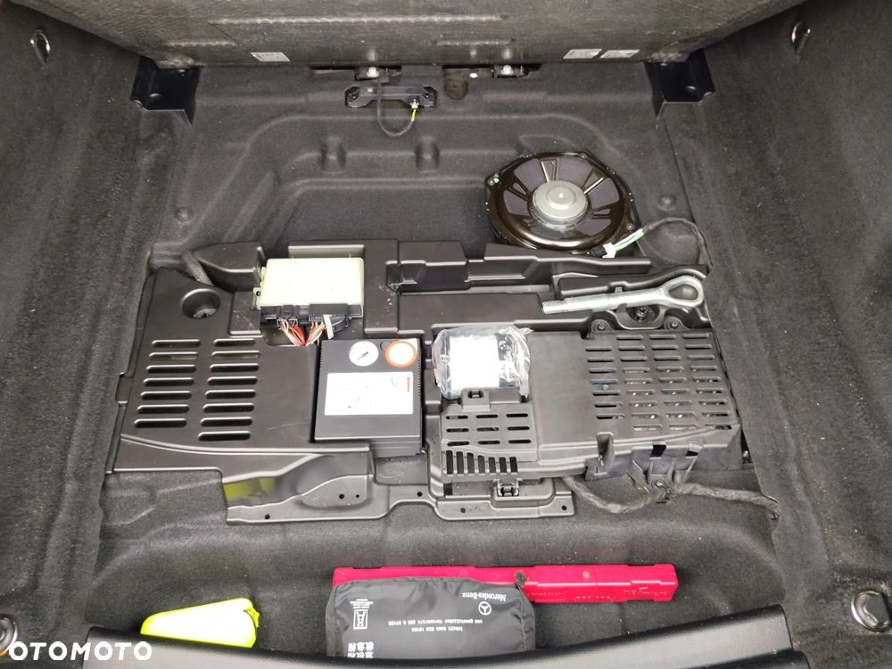 Mercedes-Benz CLA 200 d Progressive - 36